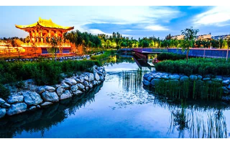 敦煌飞天公园主题灯光秀美轮美奂